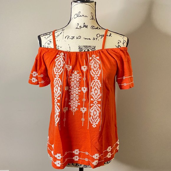 Sanctuary Off the Shoulder Top - Picture 1 of 8